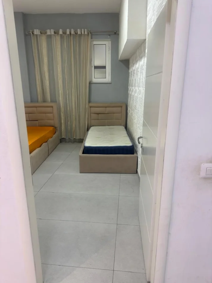 Tirane, Apartment 3+1 for Rent, First Floor, 110 m², 550 € (Fresku)