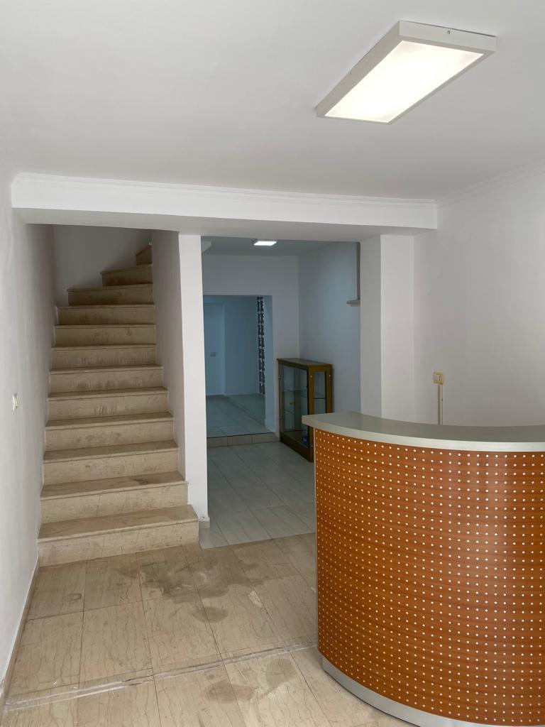 Zyra con Quera 120 m2 Centro 140.000 Leke