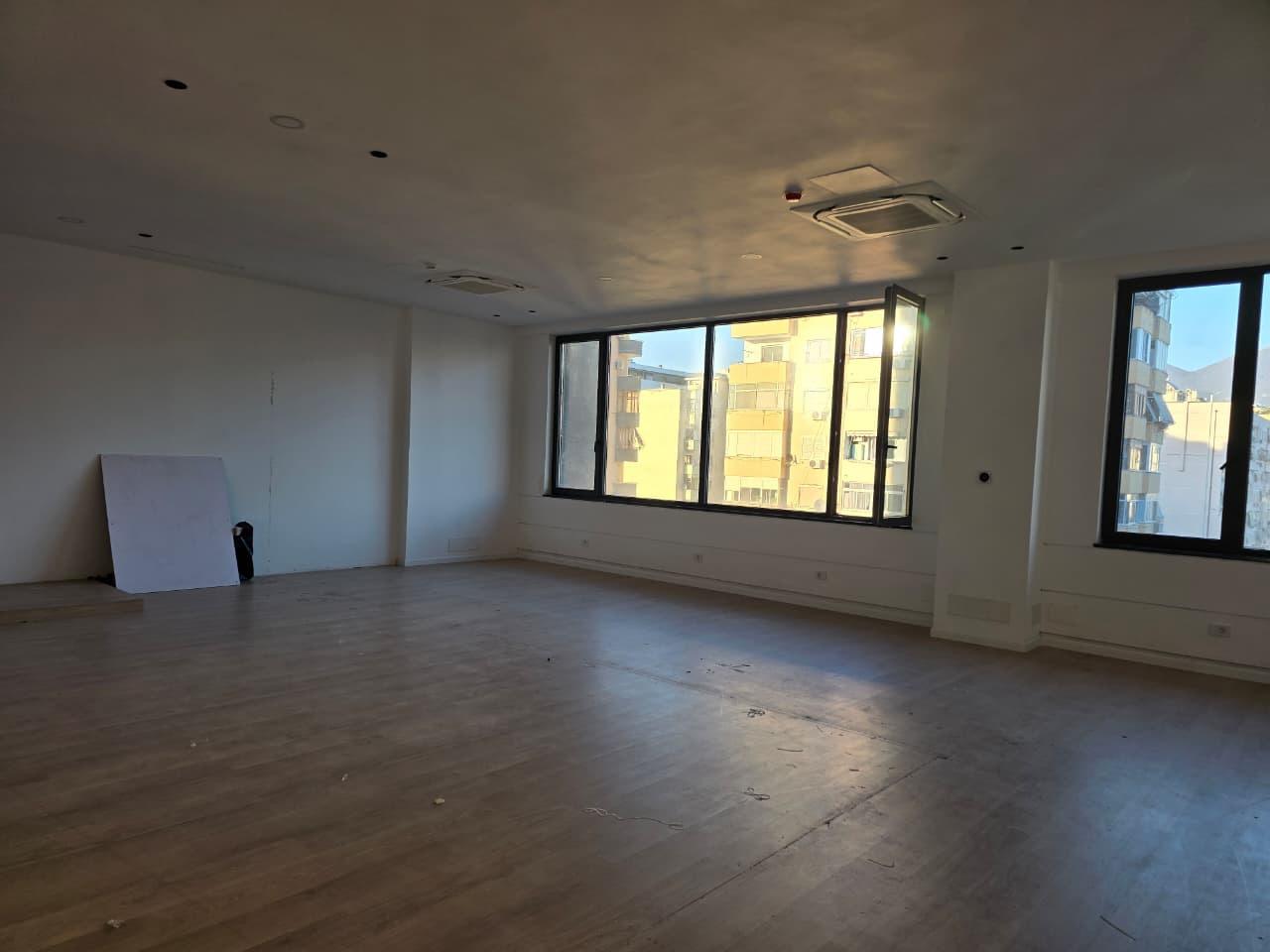 📣 Ufficio in Affitto – Complesso Delijorgji, Tirana 🔥