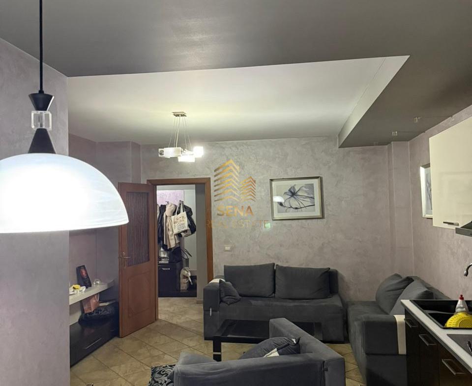 Qira, Appartamento 2+1+Blk, Via Kavaja, 600 Euro/Mese