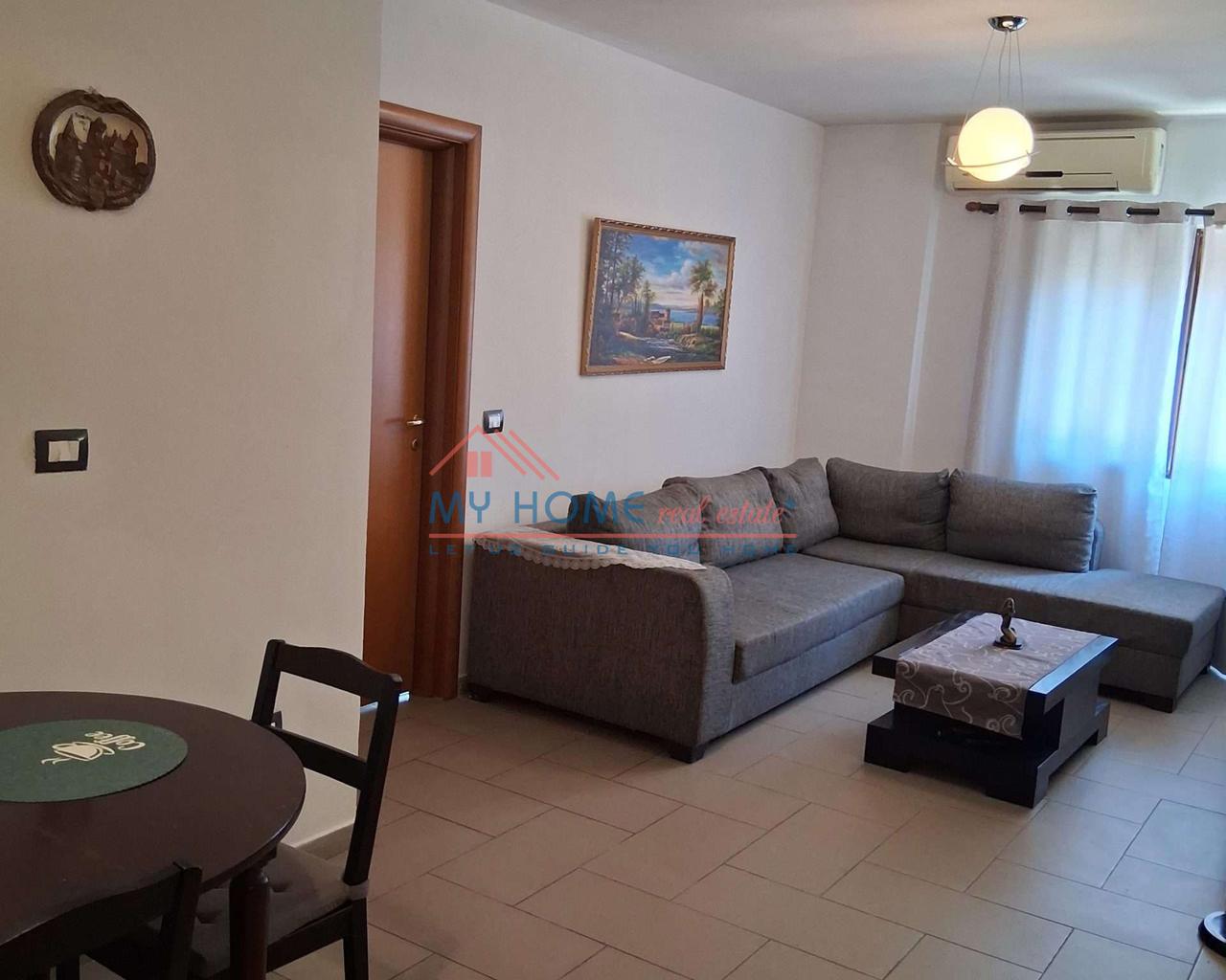 Appartamento 2+1 in affitto in via Myslym Shyri a Tirana
