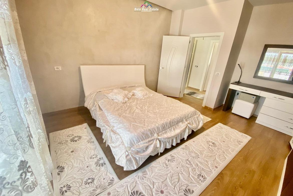 Vile con 3 piani a Mjull Bathore (ID BV2121) Tirana