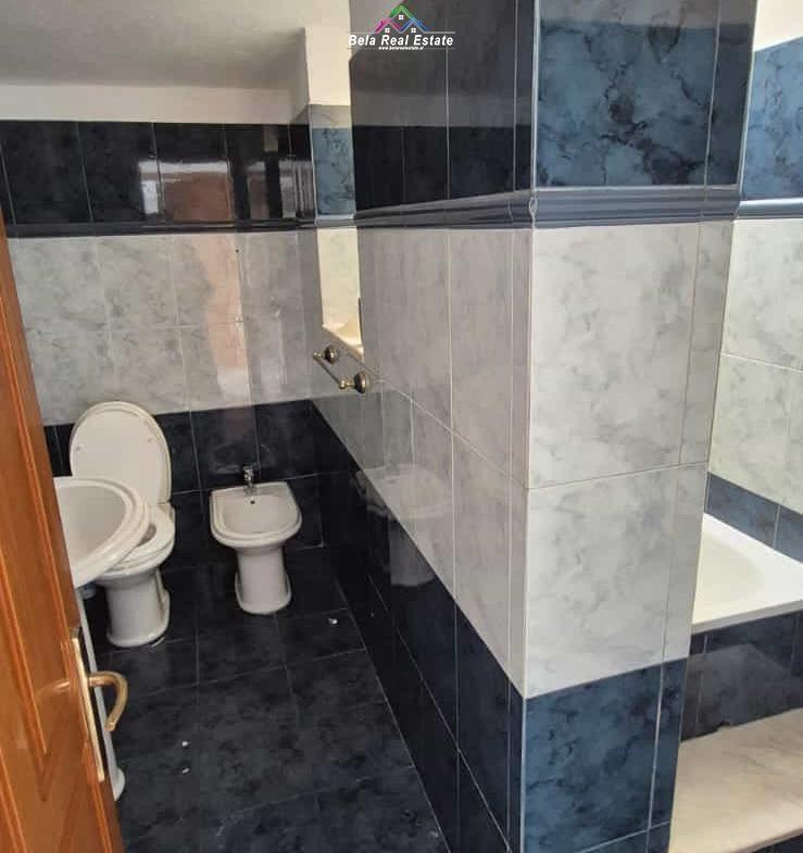 Vile 3-Camere Con Giardino A Selvia (ID BV22515) Tirana