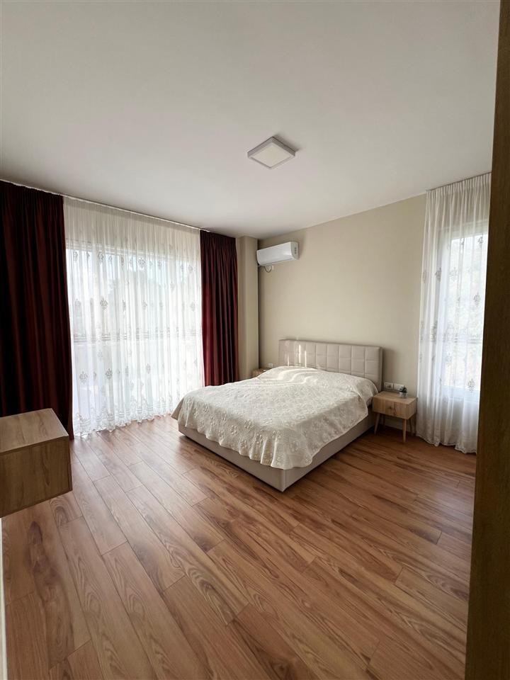 Vile 3-Kateshe Con Giardino a Prush (ID BV22478) Tirana