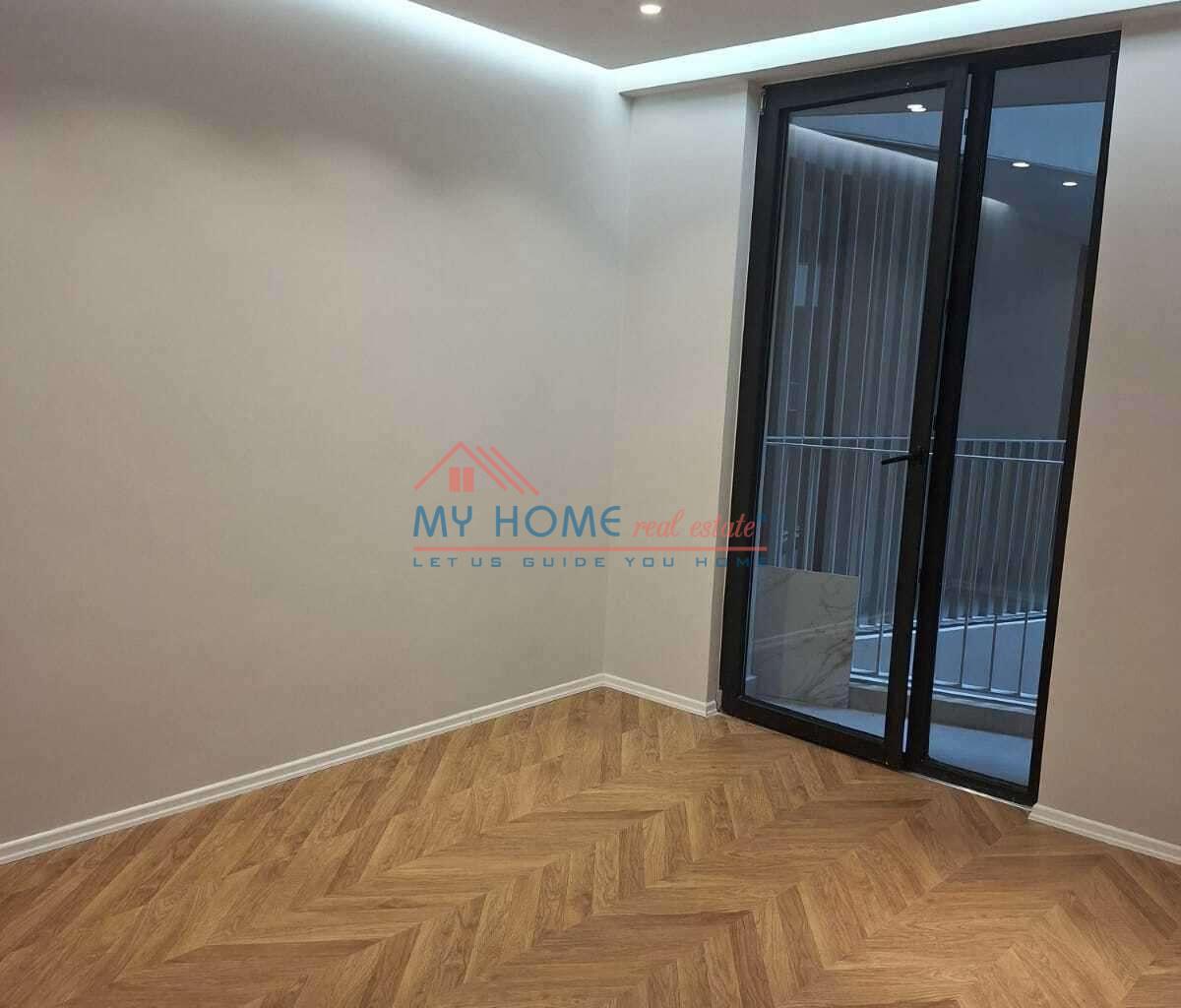 Office for Rent on Mine Peza Street in Tirana