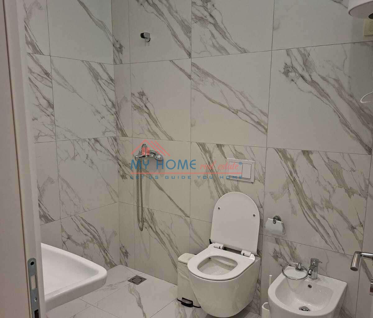 Office for Rent on Mine Peza Street in Tirana