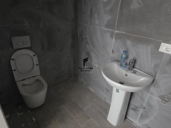Tirane, vendesi appartamento 1+1 Piano 1, 73 m² 134.000 € (LAPRAKE)