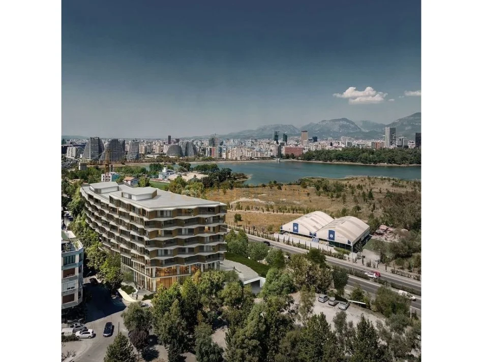 Tirana, For Sale 2+1+2+Verandas Apartment, 5th Floor, 195 m², €518,000 (Dry Lake)