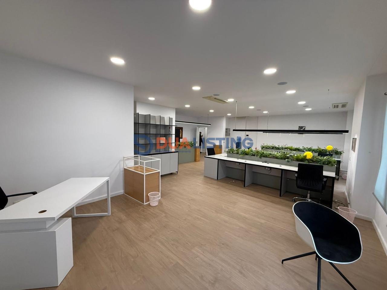 OFFICE SPACE for rent at Kompleksi Delijorgji!!