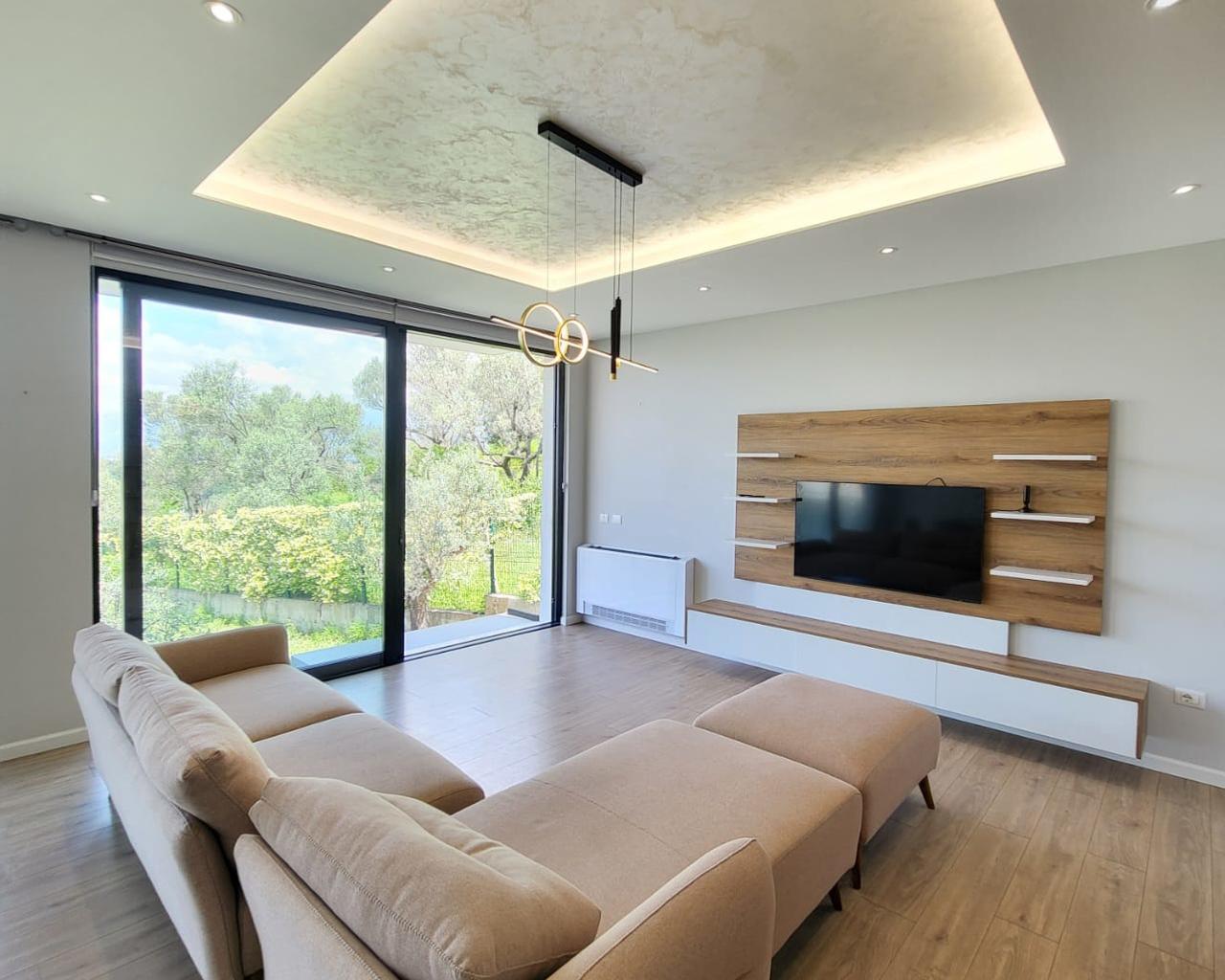 🏡 Affittasi villa di lusso vicino al Lago Secco