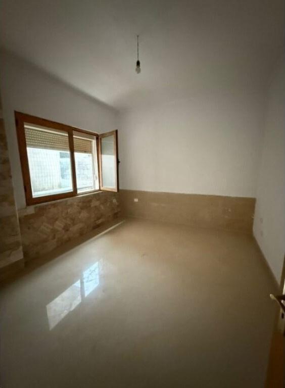 🏡 Vendita Villa di 4 Piani con 4 Ingressi – Sopra Ville Tedesche