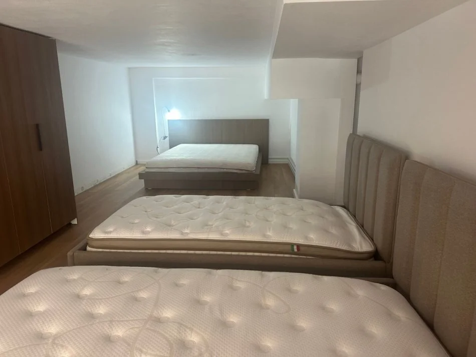 Tirane, shitet apartament duplex 2+1 Kati 1, 102 m² 140.000 € (QTU)