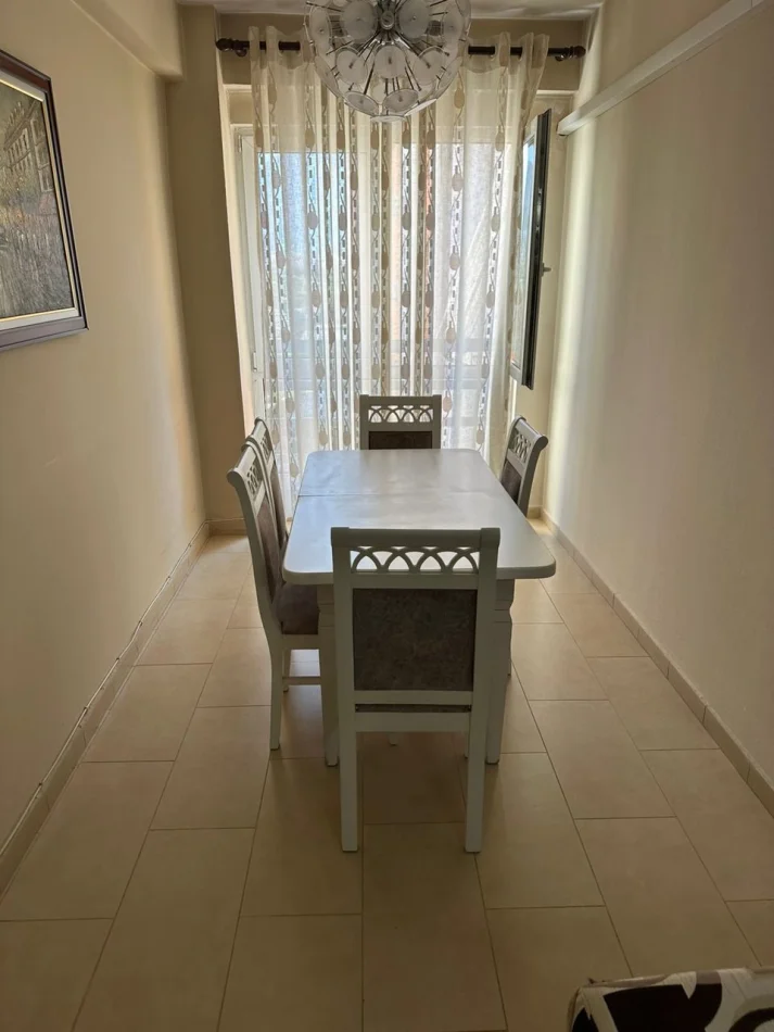 Tirana, affitto di appartamento 2+1 al terzo piano, 100 m² a 650 € (Via Jordan Misja)