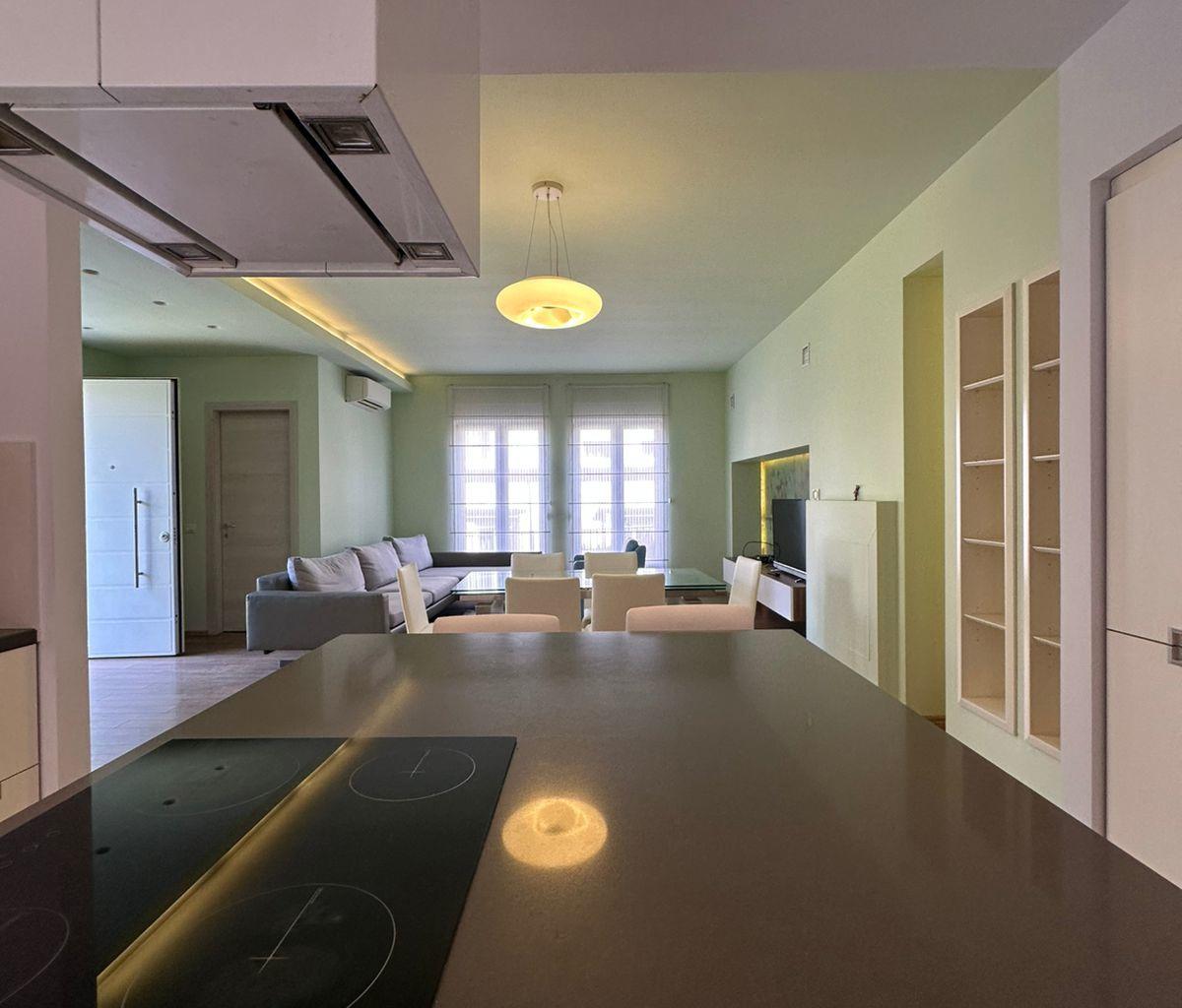 🔥Affitto Villa di 4 piani – White House, TEG