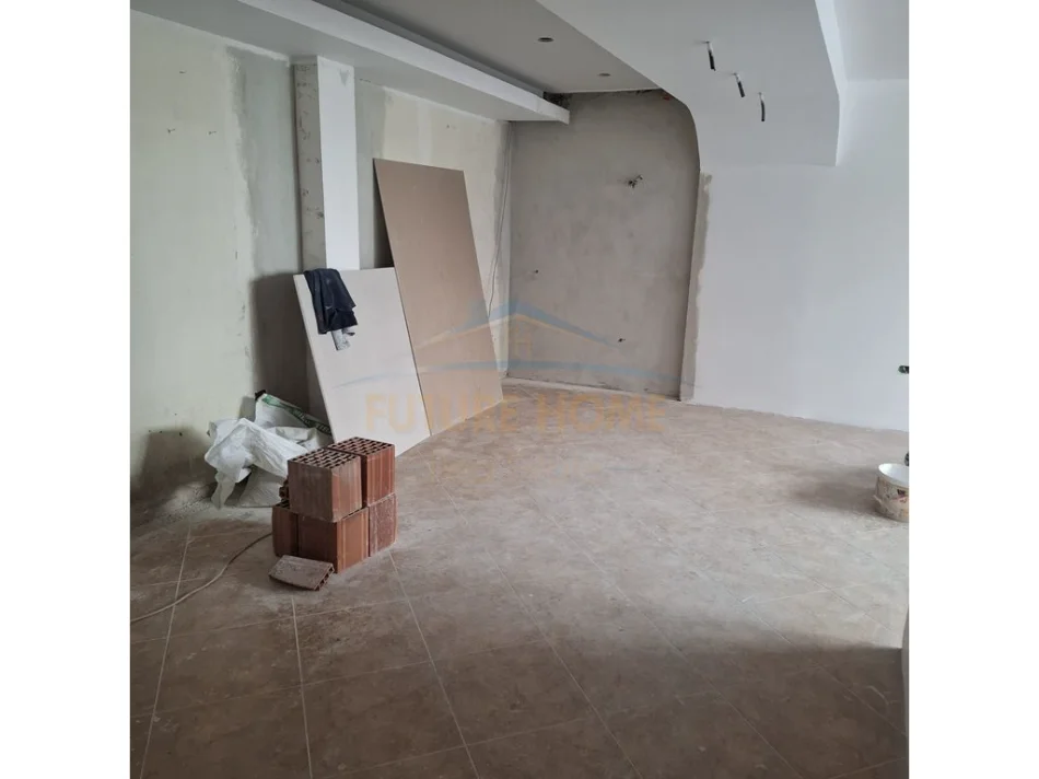 Tirane, apartment for sale 3+1+2, 1st Floor, 182 m² 272,550 € (Yzberisht)