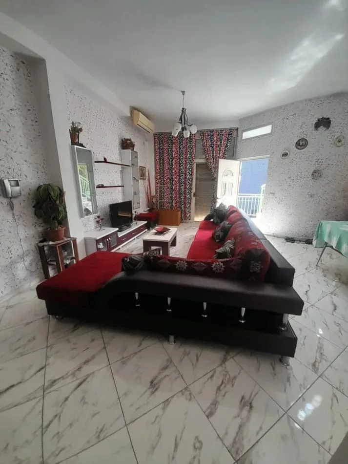 Tirana, For Rent 1+1 Apartment, Furnished, Price 40,000 Lekë të Reja, Near Emerald Center, 5 Maj Street, Tirana
