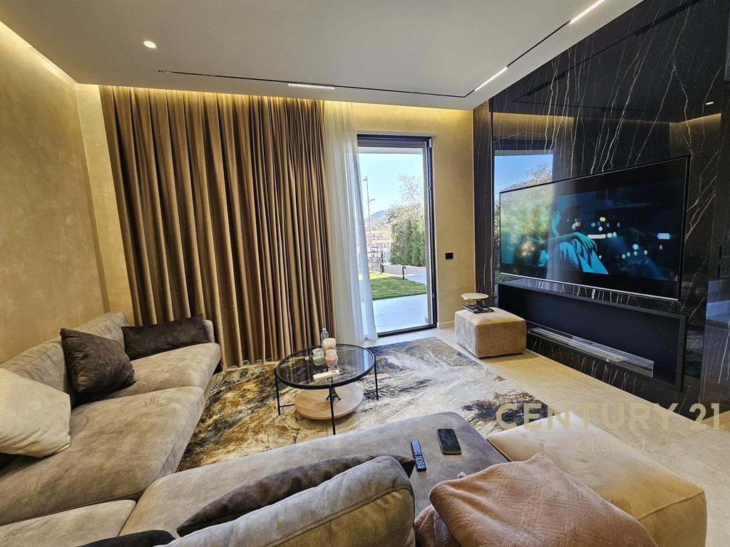 MODERN VILLA FOR SALE IN SELITE