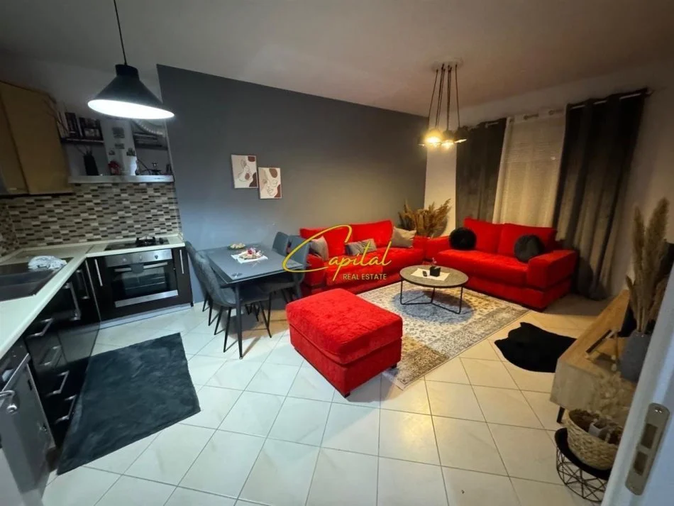 Tirane, jepet me qera apartament 1+1 Kati 2, 62 m² 450 € (ASTIR)