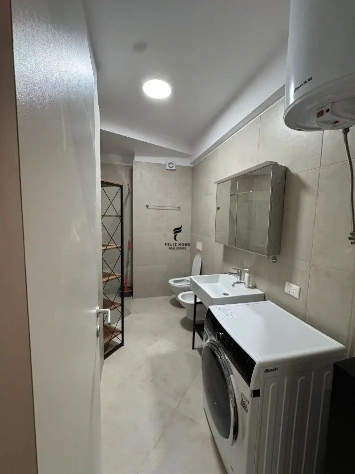 Tirana, Apartment for Rent 1+1, 3rd Floor, 70 m², 700 € (Cold Season)