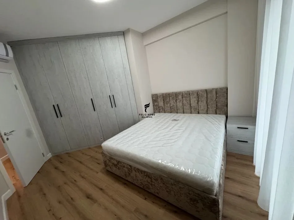Tirana, Apartment for Rent 1+1, 3rd Floor, 70 m², 700 € (Cold Season)