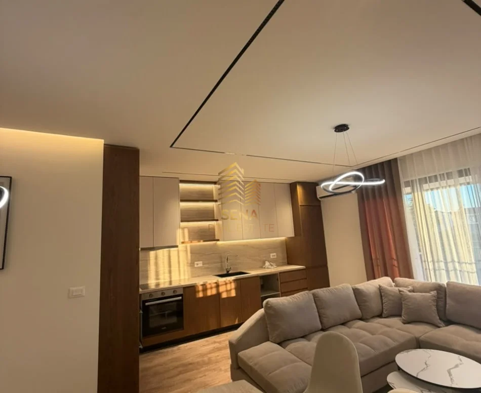Tirane, Apartment for Rent 3+1+Balcony, 3rd Floor, 100 m², €1,100 (Bulevardi i Ri)