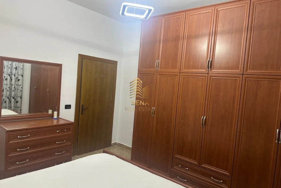 Tirana, 2+1 Apartment for Rent, Second Floor, 90 m², 600 € (Ali Demi)