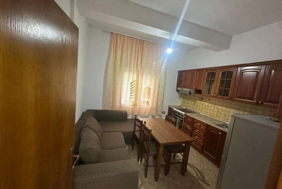Tirana, 2+1 Apartment for Rent, Second Floor, 90 m², 600 € (Ali Demi)
