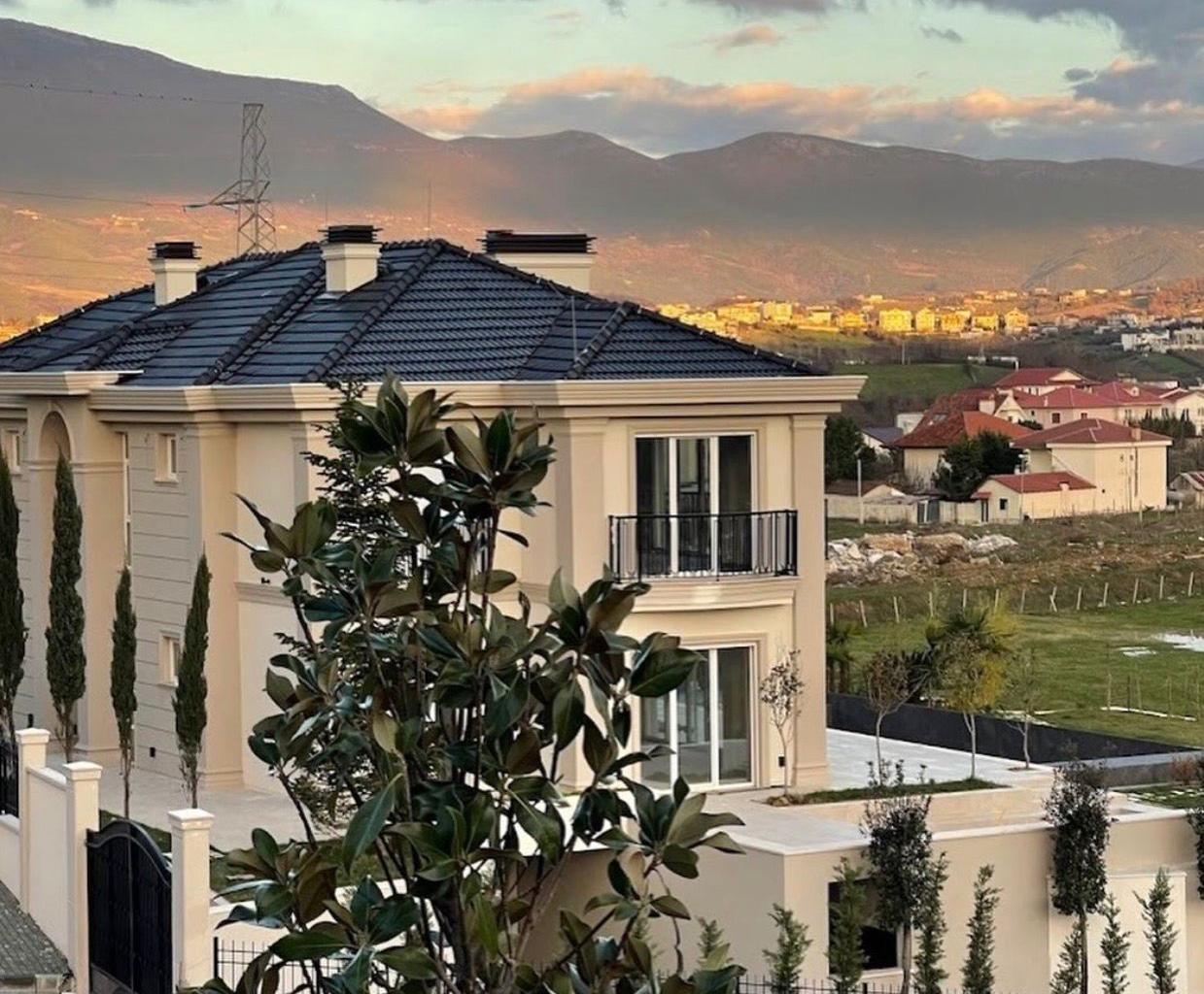 🔥🏡 Ultra-Luxury Villa with 2 Pools – Mjull-Bathore 🏡🔥