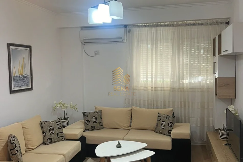 Tirane, 3+1 Apartment for Rent, 1st Floor, 120 m², €600 (Kodra e Diellit)