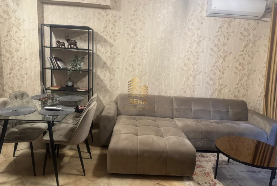 Tirane, Apartment for Rent 1+1+Balcony, 7th Floor, 75 m², 550 € (Rruga e Barrikadave)