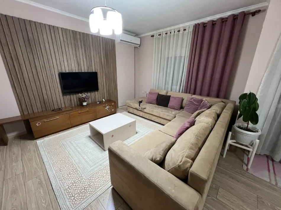 Tirane, affitto mensile appartamento 2+1, 106 m² 550 € (ASTIR)