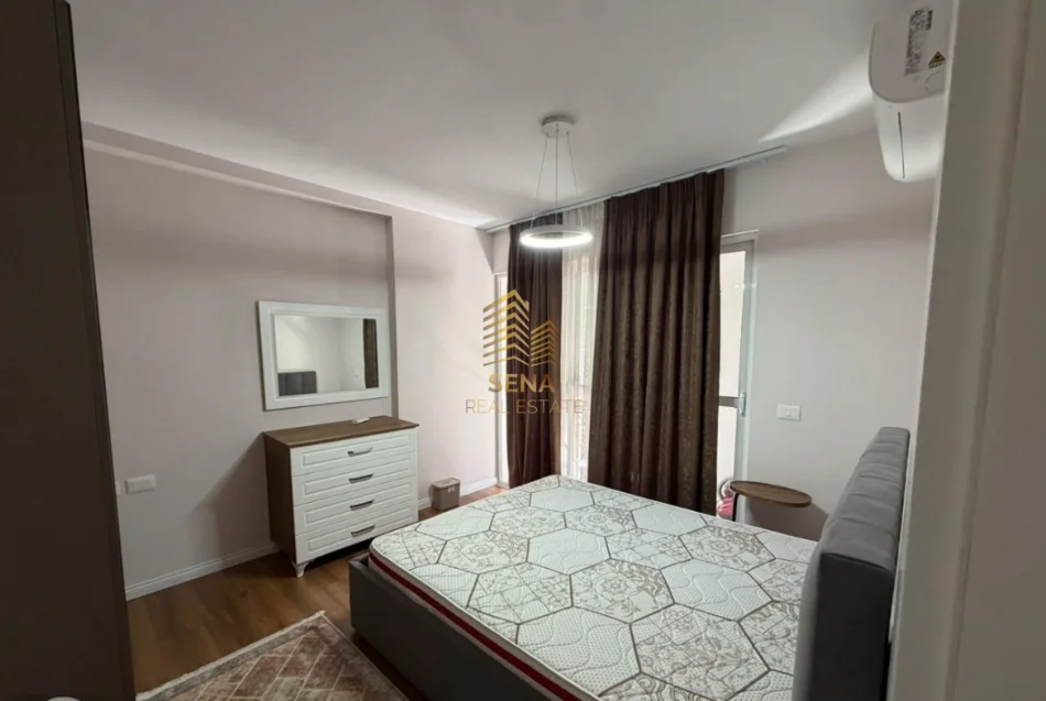 Tirane, affitto appartamento 2+1+Balcone Piano 2, 66 m² 750 € (Rruga e Dibres)