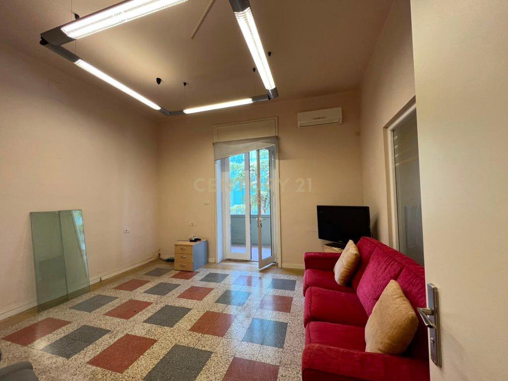 Affitto ufficio nel cuore di Bllok!