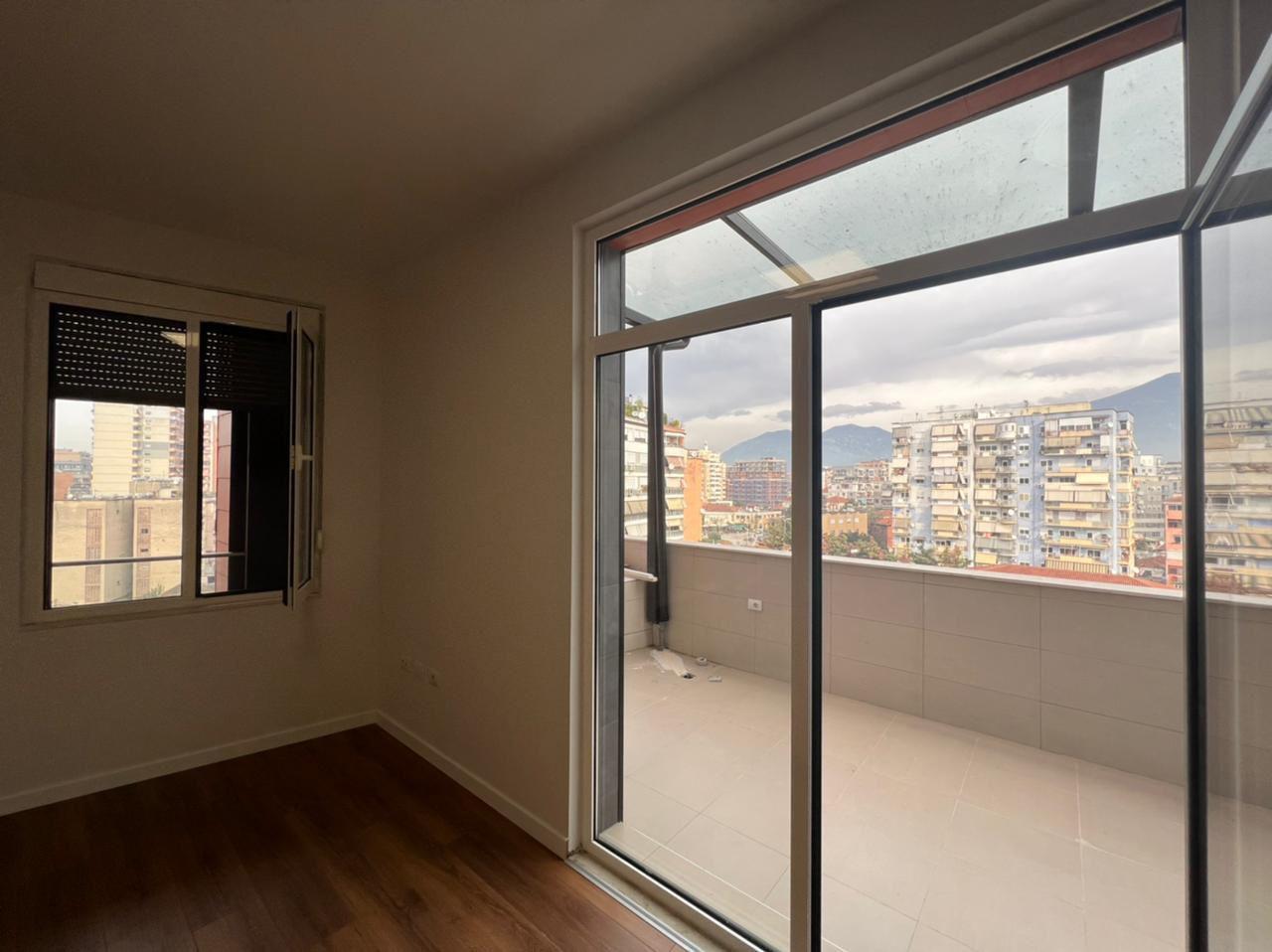 🏢✨ JEPET ME QIRA ZYRË – PËRBALLË TOPTANI CENTER!