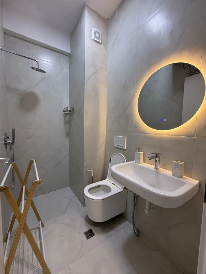 Tirane, affitto appartamento 1+1+Balcone Piano 1, 75 m² 550 € (ALI DEMI)