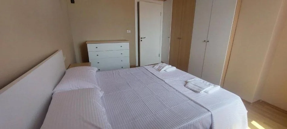 Tirana, affitto appartamento 1+1+Balcone Piano 4, 70 m² 600 € (VIA DIBRES)