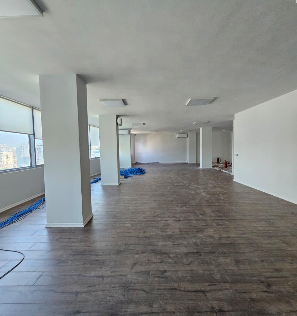 📌For Sale: Business/Office Space - Bulevardi i Ri