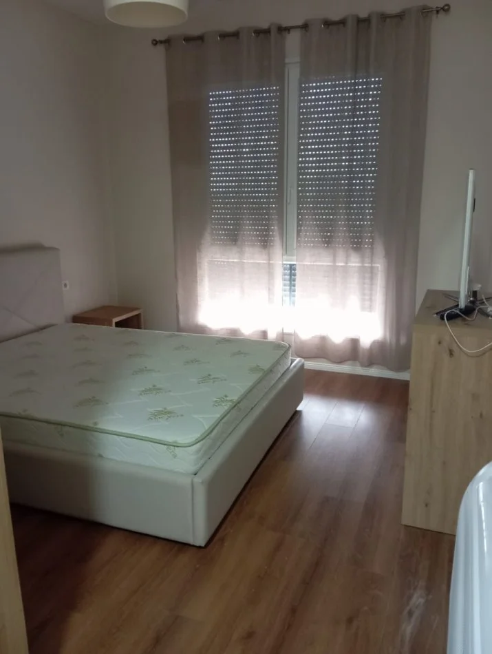 Tirana, Apartment for Rent 2+1+Balcony, 6th Floor, 100 m², €600 (5 MONTHS)