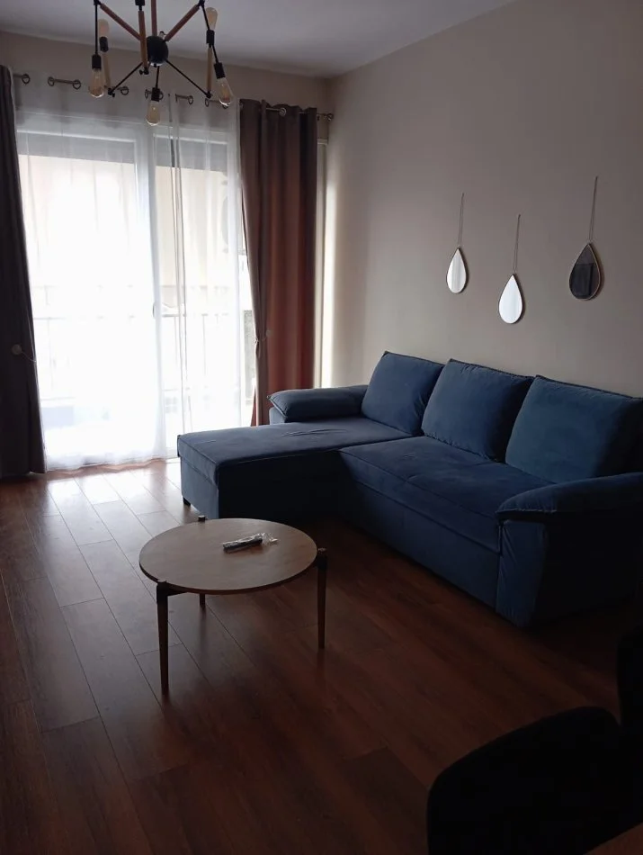 Tirana, Apartment for Rent 2+1+Balcony, 6th Floor, 100 m², €600 (5 MONTHS)