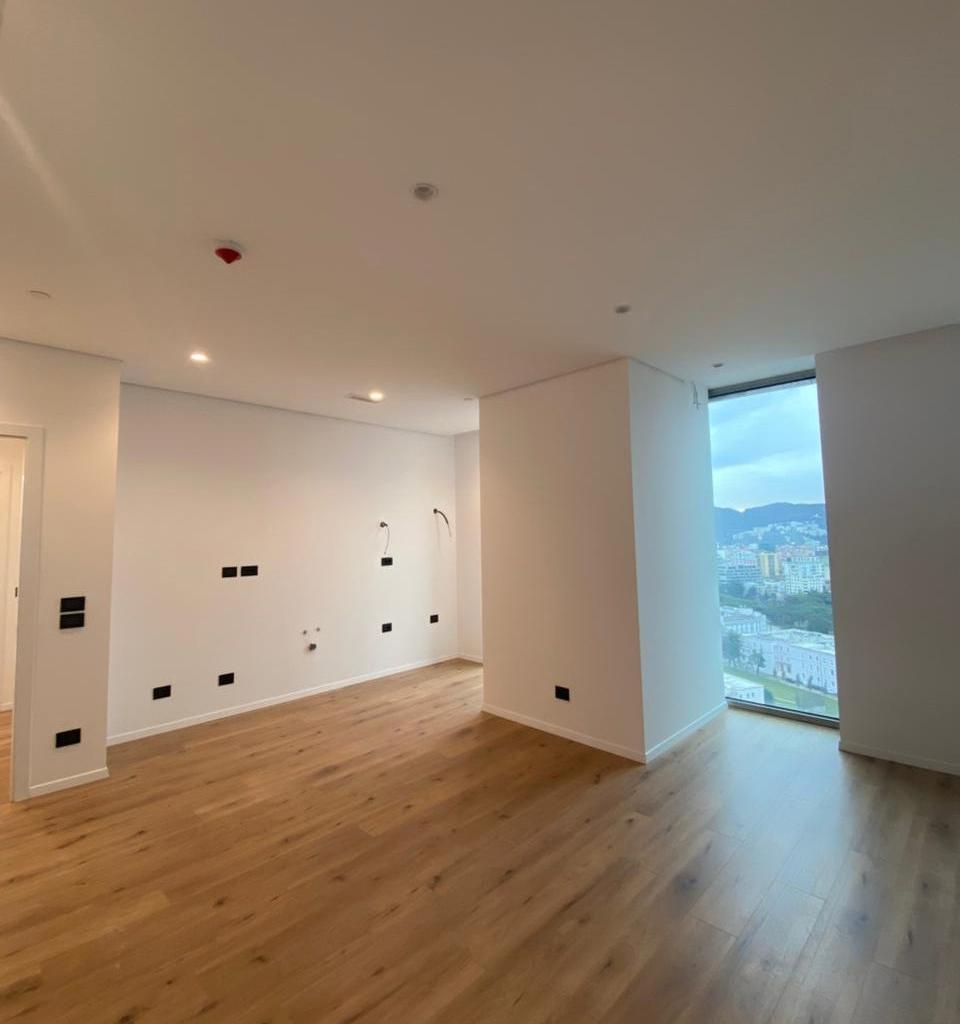🏢✨ Ufficio in affitto – Downtown One Tirana ✨🏢