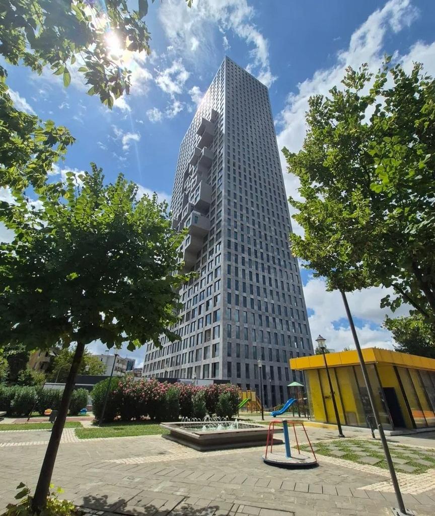 🏢✨ Ufficio in affitto – Downtown One Tirana ✨🏢