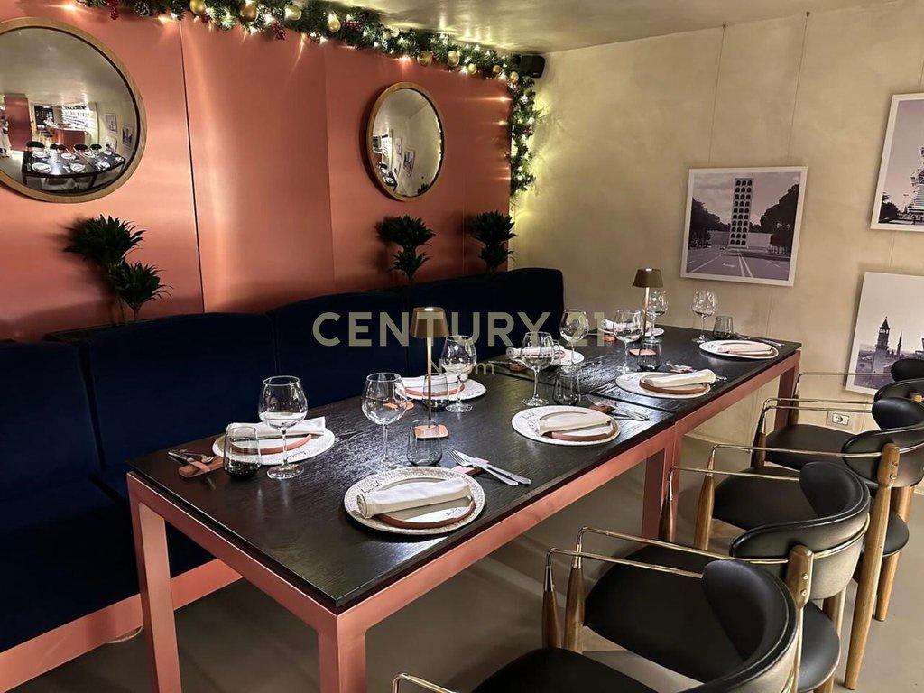 FOR RENT, MODERN BAR-RESTAURANT WITH VERANDA, NEAR THE CENTER