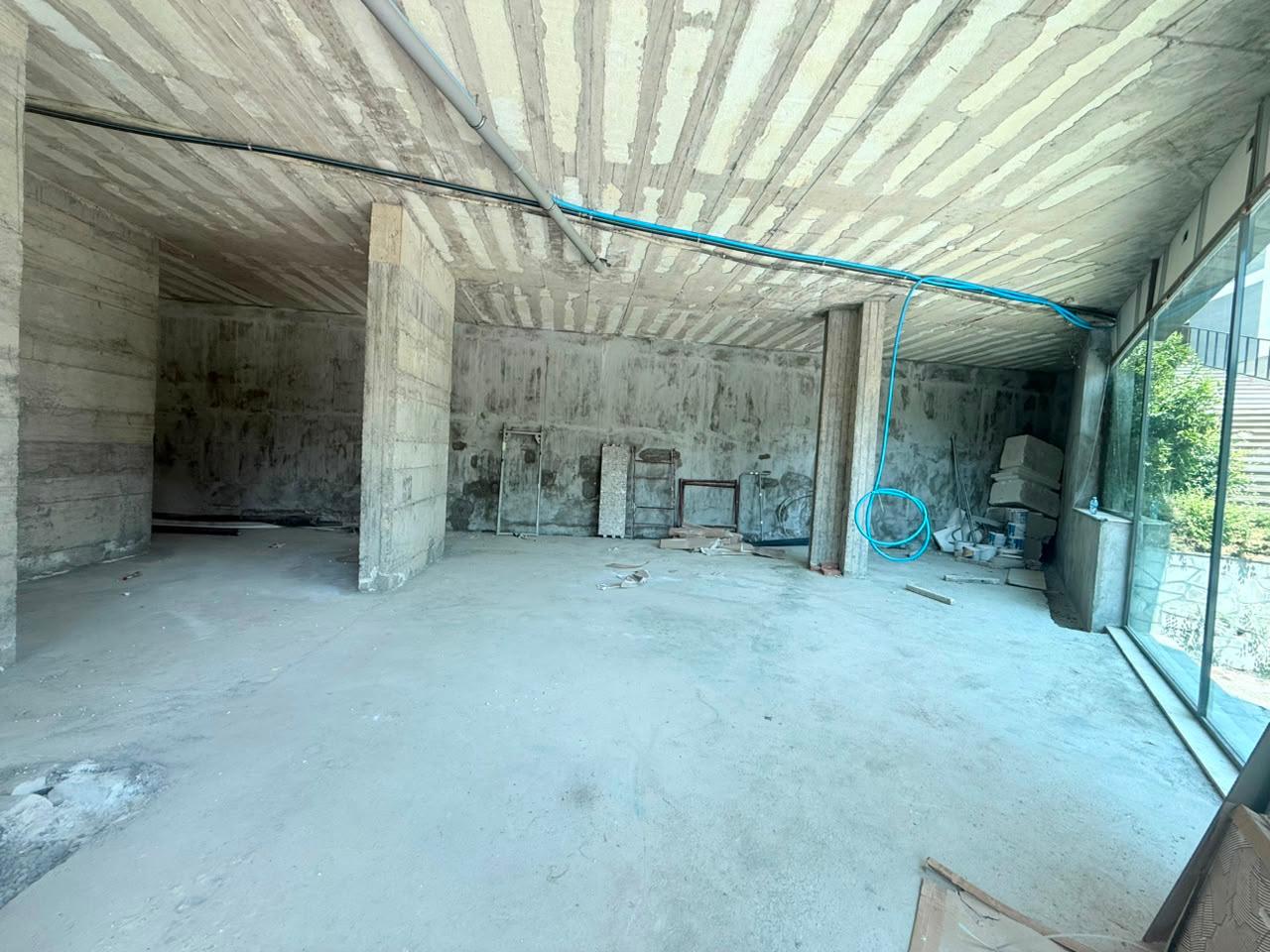 🏢 Ambient Commerciale in Affitto | Giardino Zoologico | 600 m²