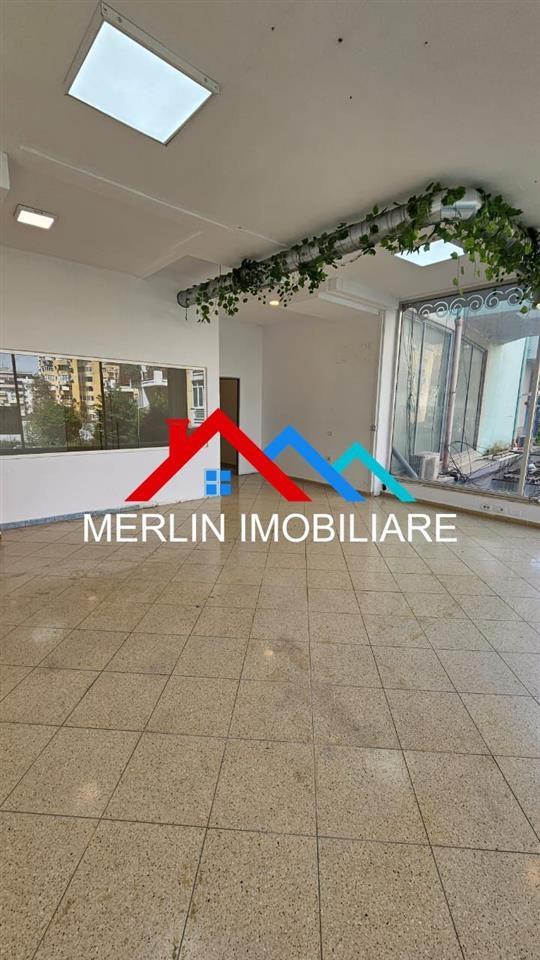 BUSINESS PREMISES FOR SALE AT KODRA E DIELLIT ON SHKELQI STREET