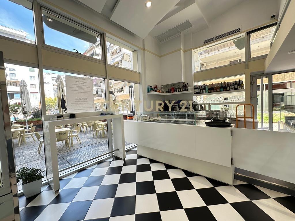 DELJORGJI, BUSINESS GELATERIA IN AFFITTO