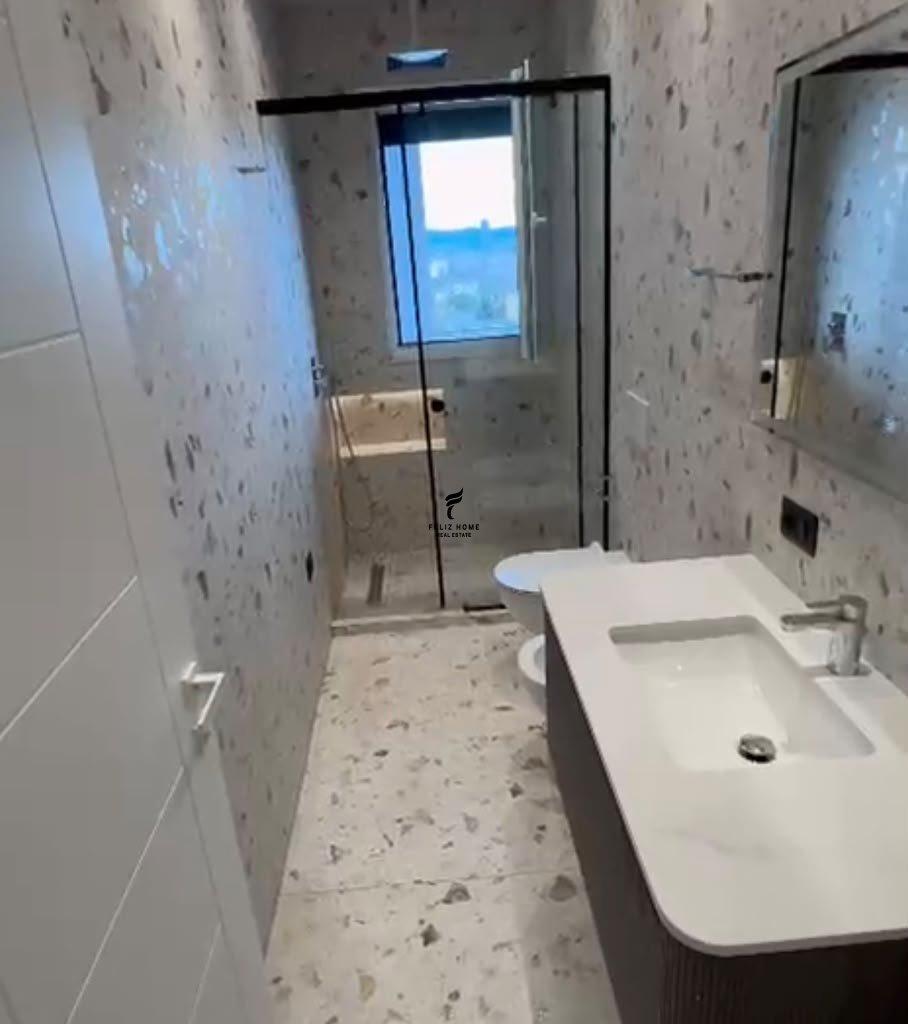 APARTAMENT ME QERA 1+1 PORCELAN 80.000 LEKE FH-82752