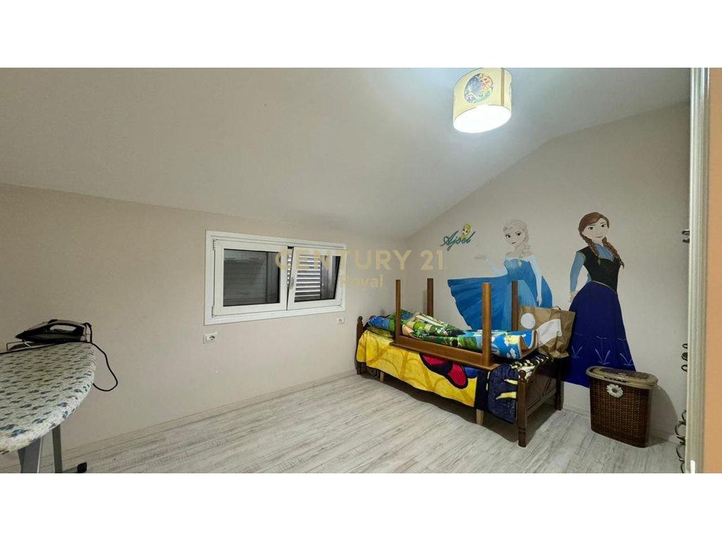 Villa privata in vendita a Shkoze, vicino all'Anello Grande