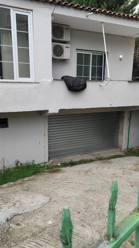 Vendesi Casa Duplex presso il Comune di Parisit