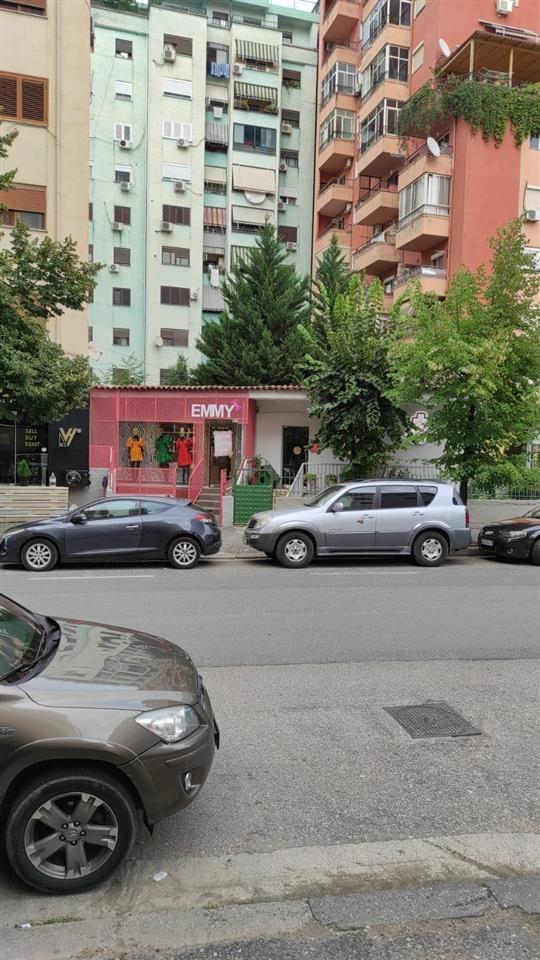 Vendesi Casa Duplex presso il Comune di Parisit