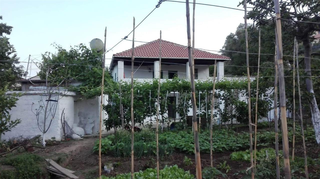 (C)🟢 HOUSE FOR SALE + 2500m² LAND, TUFINË SQUARE!